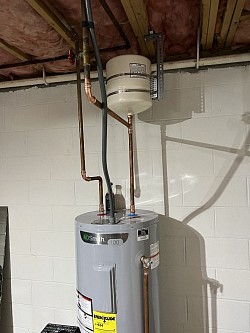 Yet another waterheater install with exspansion tank.